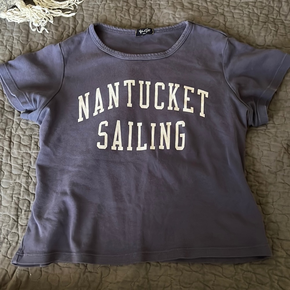 ❌Sold in bundle❌ BrandyMelville Nantucket Tee